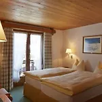 Steinbock Отель Клостерс